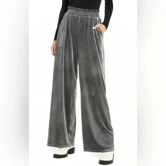 Treasure and Bond Velvet Pull On Pants - Grey Turbulence. Size Medium. NWT - Picture 1 of 7